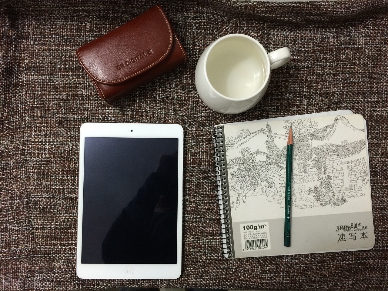 iPad Mini 4最新报价及市场深度解析