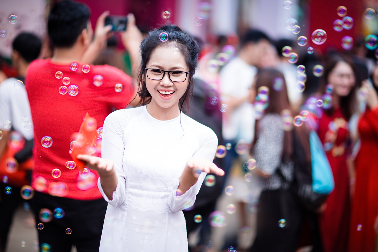 权少隐婚爱妻入骨，最新章节抢先看
