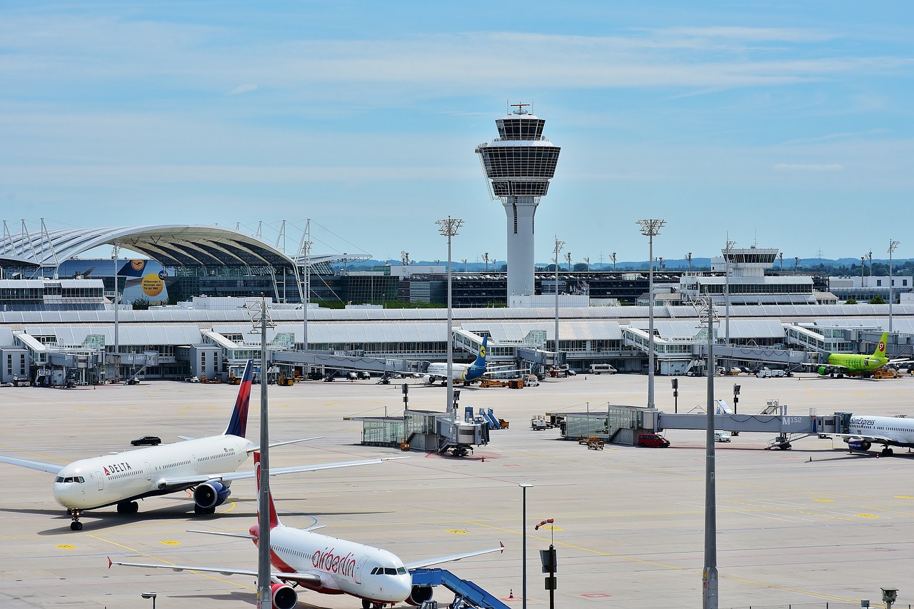 上海浦东机场迈向智能化航空枢纽的新步伐